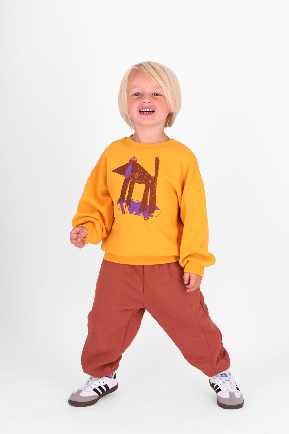 WOLF SWEATPANTS BRUIN BOLD COLORS