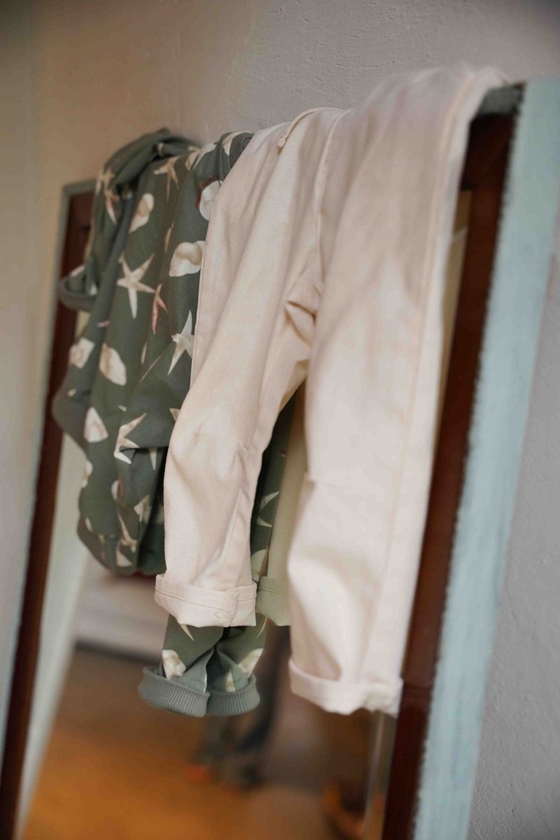 Riv The New Chapter pants beige - The New Chapter Store