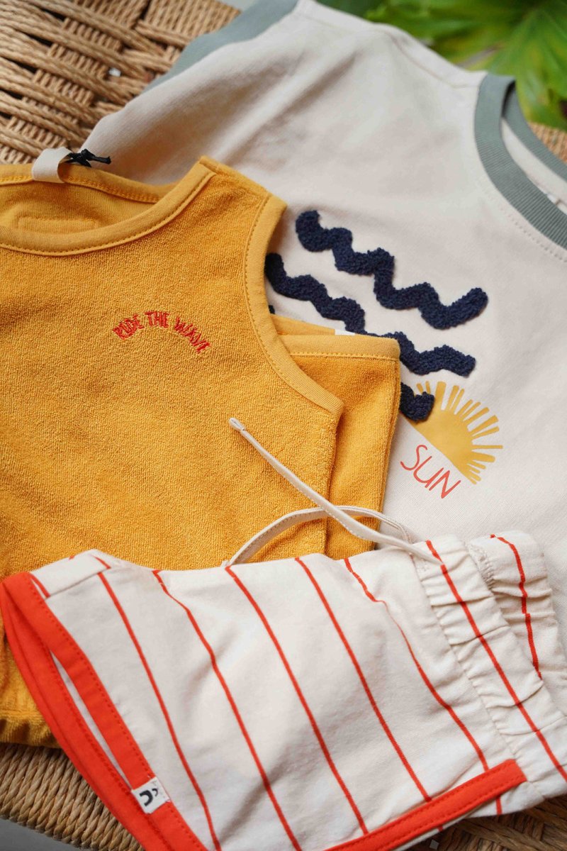 Ted shorts red stripe - The New Chapter Store